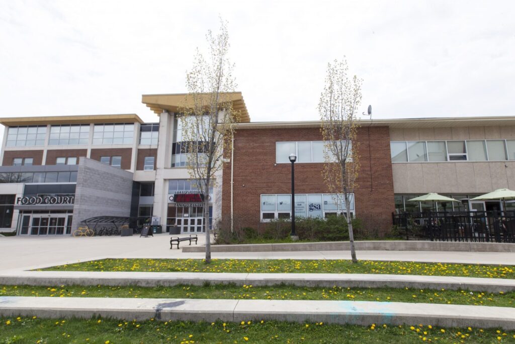 Laurier internet outages postpones Thursday exams